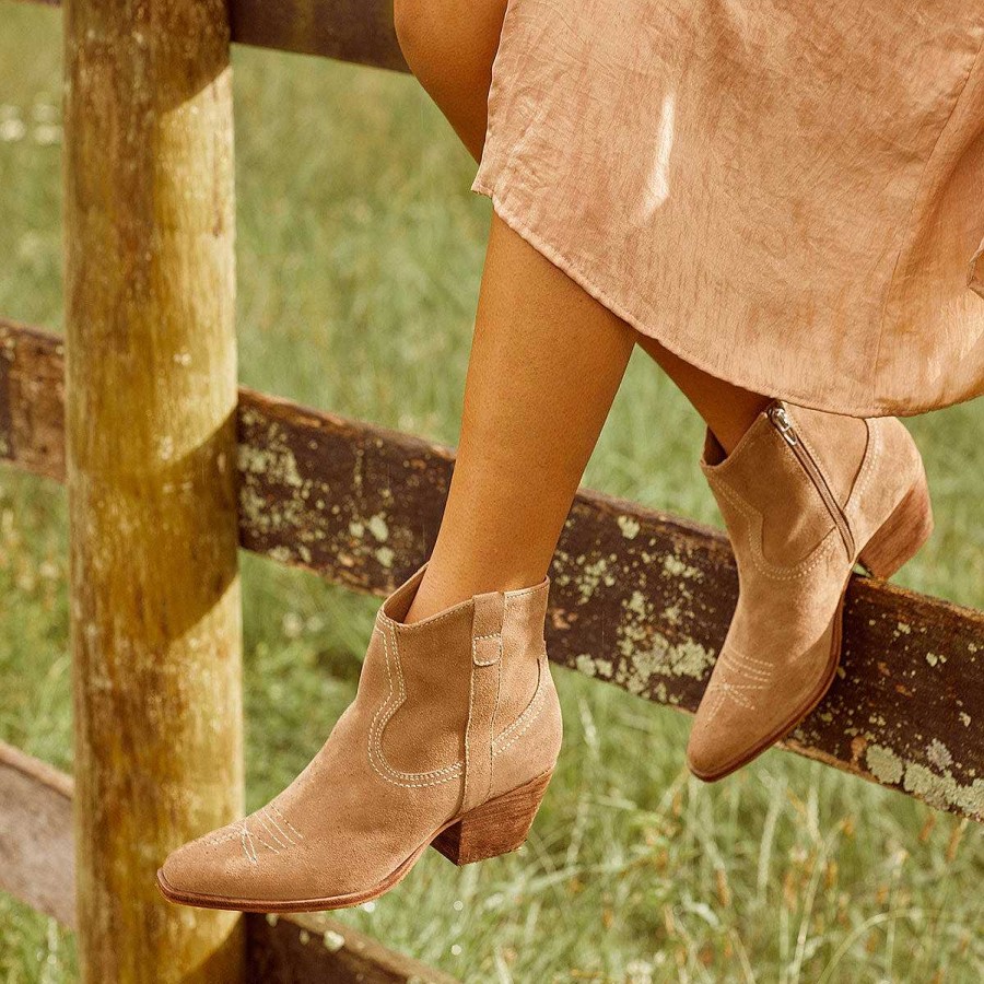 Boots And Boots DOLCE VITA | Silma Truffle Suede Booties